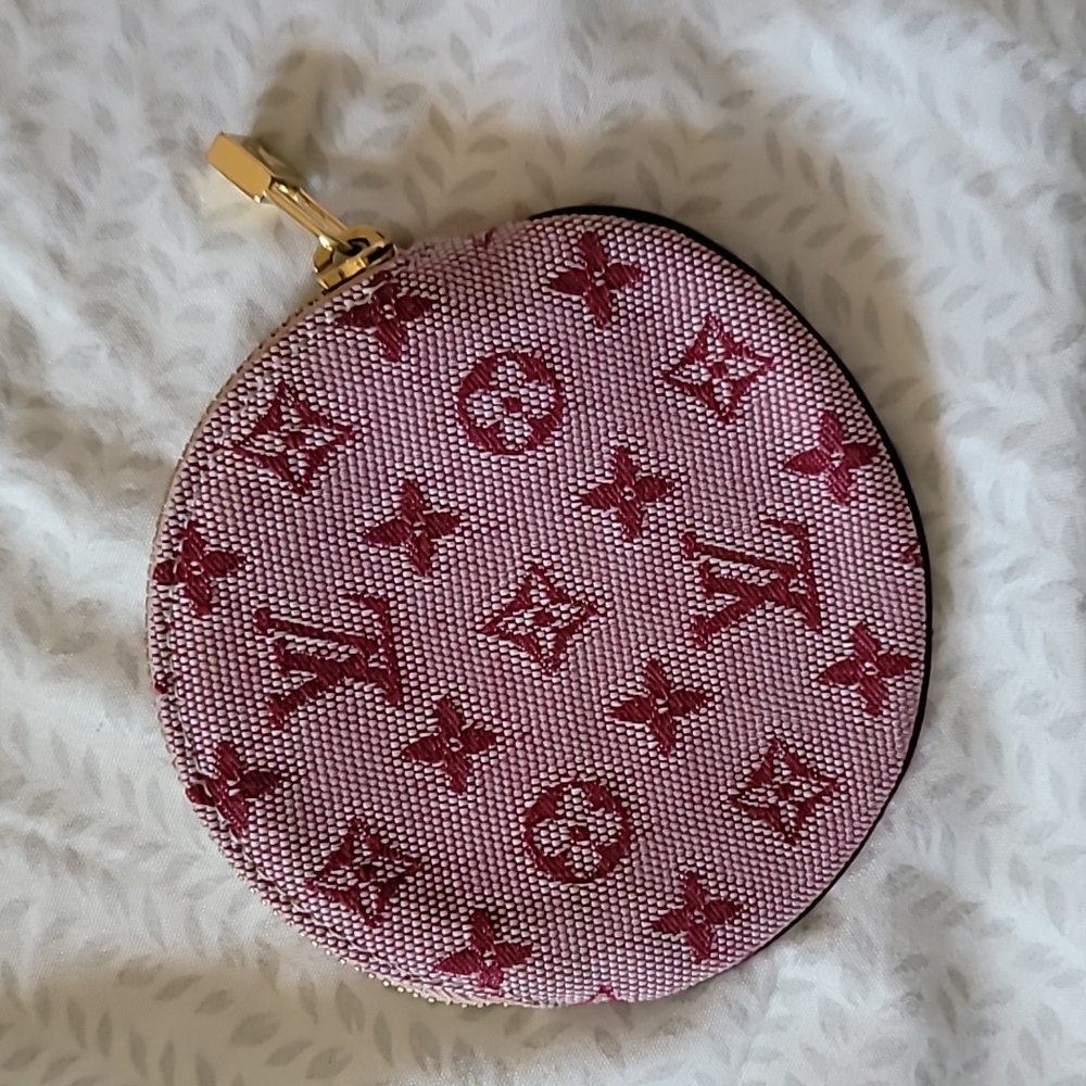 Louis Vuitton Mini Lin Round Coin purse - Picture 3 of 6